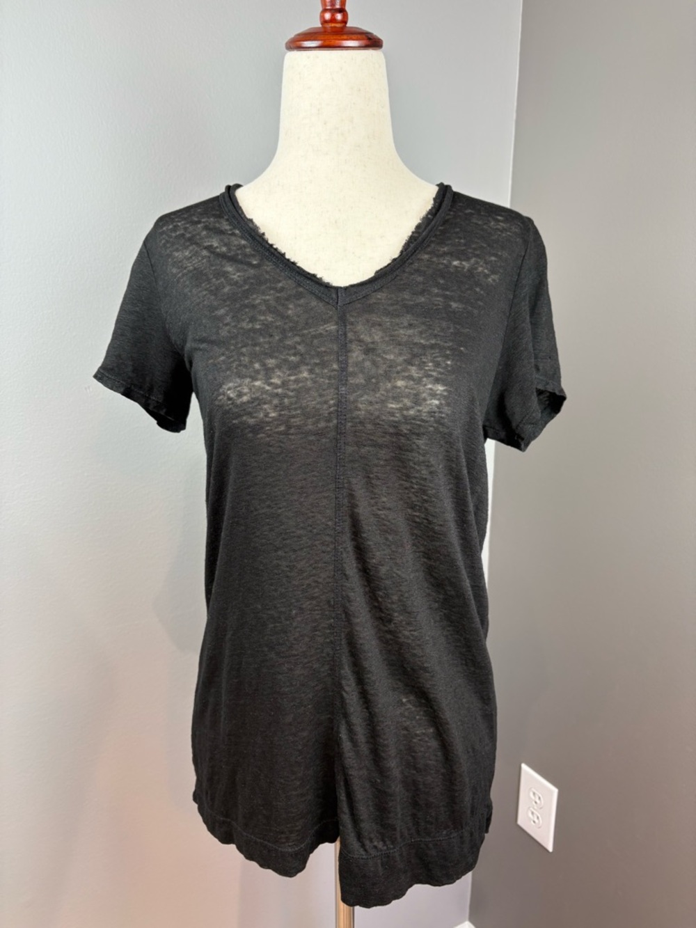 Wilt 100% Linen T Shirt Size XS Black Asymmetrical Raw Hem V Neck Short Sleeve